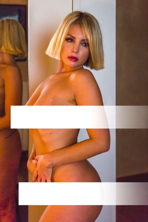 Marusia - Allo specchio